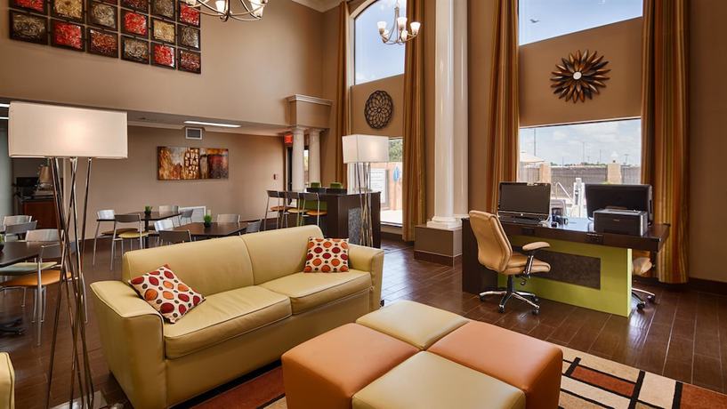 Imagen de los interiores del Hotel Best Western Inn and Suites. Foto 20