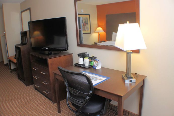 Imagen de la habitación del Hotel Best Western Inn and Suites. Foto 12