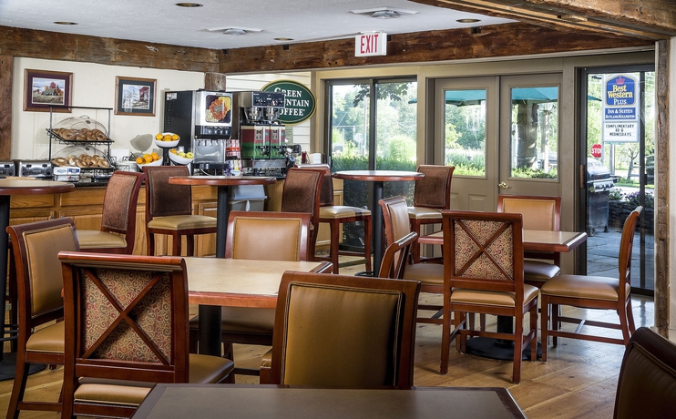 Imagen del bar/restaurante del Hotel Best Western Inn and Suites Rutland-killington. Foto 4