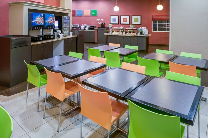 Imagen del bar/restaurante del Hotel Best Western Inn and Suites San Diego &ndash; Zoo/seaworld Area. Foto 5