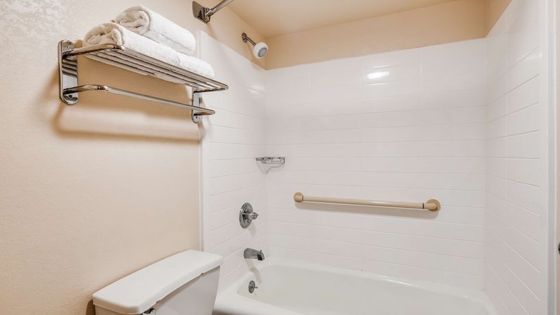 Imagen de la habitación del Hotel Best Western Inn and Suites of Macon. Foto 8