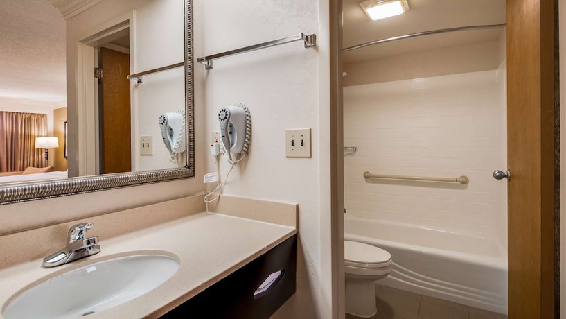 Imagen de la habitación del Hotel Best Western Inn and Suites of Macon. Foto 11