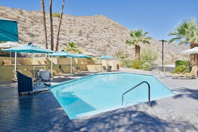 Imagen de la piscina del Hotel Best Western Inn at Palm Springs. Foto 16