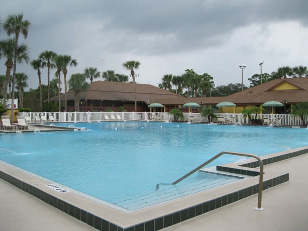 Imagen de la piscina del Hotel Best Western International Speedway. Foto 6