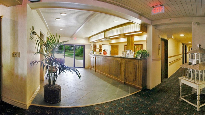 Imagen de los interiores del Hotel Best Western John Muir Inn. Foto 12