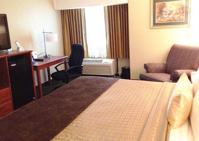 Imagen de la habitación del Hotel Best Western John Muir Inn. Foto 6