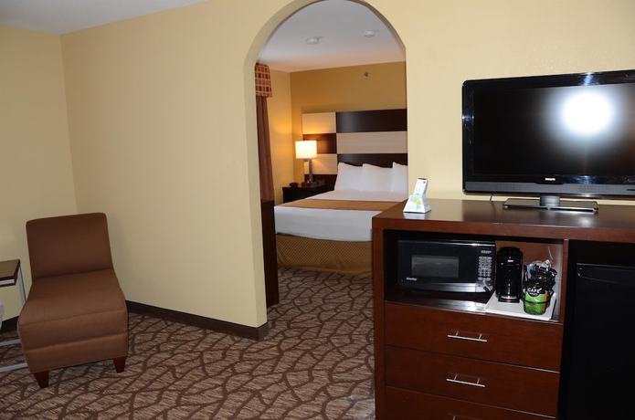 Imagen de la habitación del Hotel Best Western Joliet Inn and Suites. Foto 17