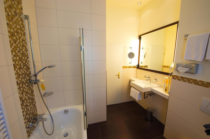 Imagen de la habitación del Hotel Best Western Kaiserhof. Foto 15