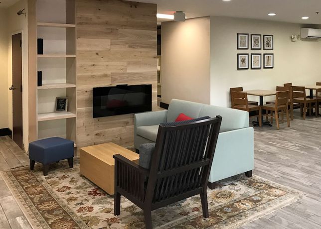 Imagen de los interiores del Hotel Best Western Kennesaw. Foto 18