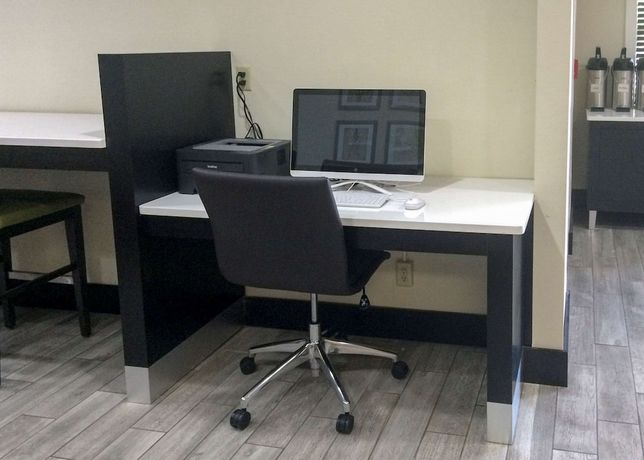 Imagen de los interiores del Hotel Best Western Kennesaw. Foto 19