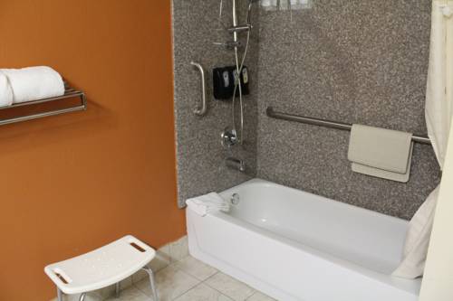 Imagen de la habitación del Hotel Best Western Kenosha Inn. Foto 6