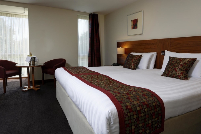 Imagen de la habitación del Hotel Best Western Kings Manor. Foto 7