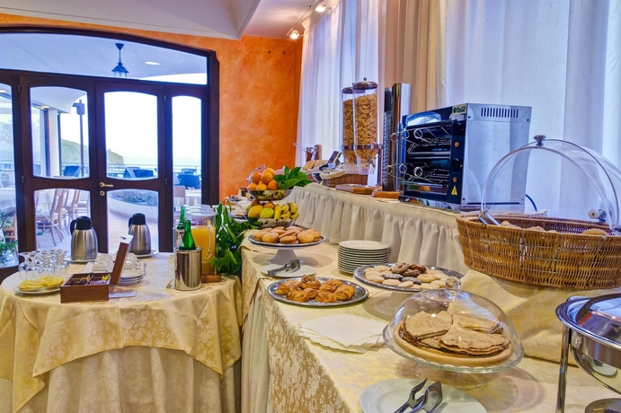 Imagen del bar/restaurante del Hotel Best Western La Conchiglia. Foto 3