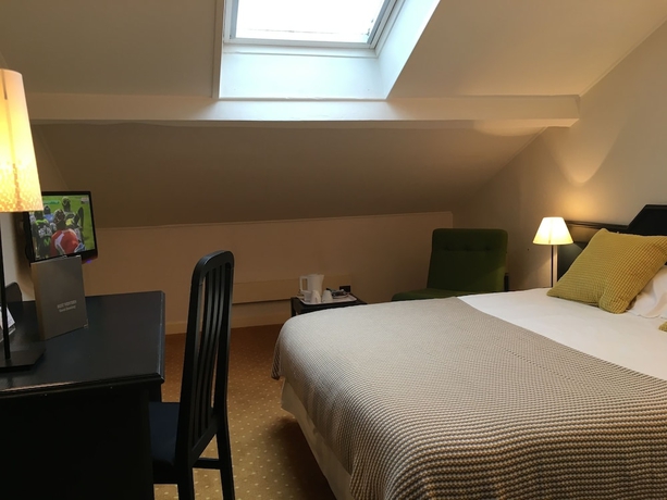 Imagen de la habitación del Hotel Best Western La Gentilhommiere. Foto 3