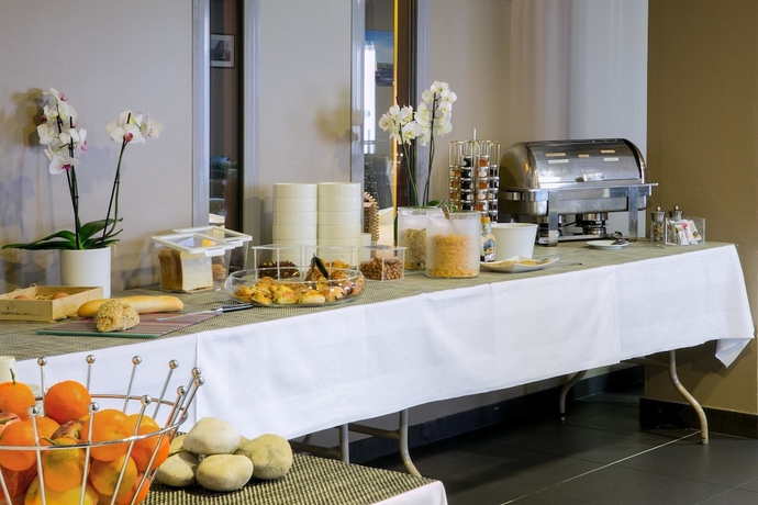 Imagen del bar/restaurante del Hotel Best Western La Mare O Poissons. Foto 3