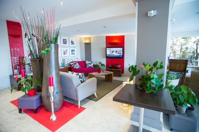 Imagen de los interiores del Hotel Best Western La Rade. Foto 13