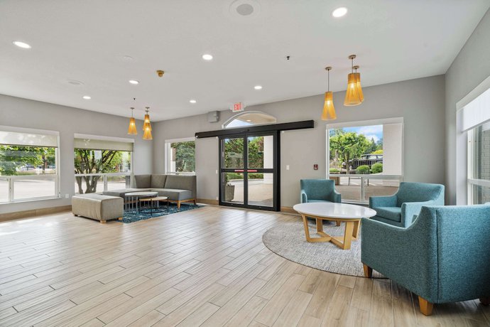 Imagen de los interiores del Hotel Best Western Lake Oswego And Suites, Lake Oswego. Foto 19
