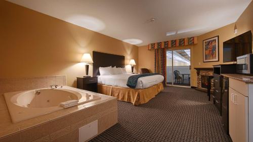 Imagen de la habitación del Hotel Best Western Lakewinds. Foto 8
