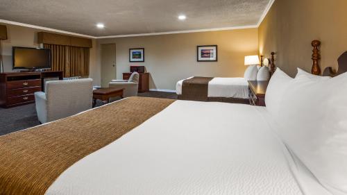 Imagen de la habitación del Hotel Best Western Lakewood. Foto 7
