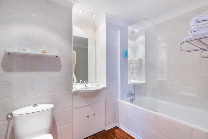 Imagen de la habitación del Hotel Best Western Lakmi Nice. Foto 10