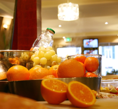 Imagen del bar/restaurante del Hotel Best Western L'atelier 117. Foto 5