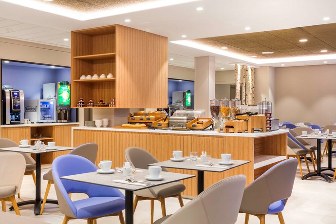 Imagen del bar/restaurante del Hotel Best Western Le Beffroi. Foto 2