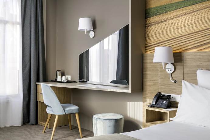 Imagen de la habitación del Hotel Best Western Le Beffroi. Foto 11