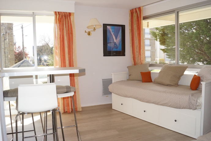 Imagen de los interiores del Hotel Best Western Le Crystal Dinard Plage. Foto 12