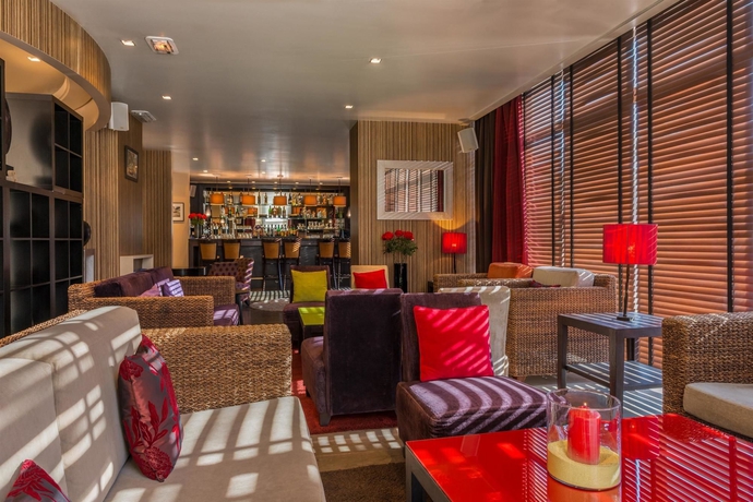 Imagen del bar/restaurante del Hotel Best Western Le Galice Aix Centre-Ville. Foto 2