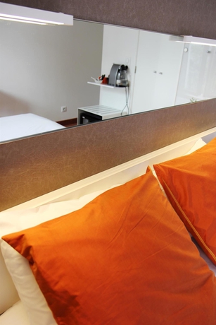 Imagen de la habitación del Hotel Best Western Le Montparnasse. Foto 8