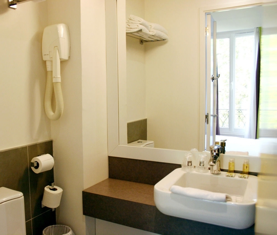 Imagen de la habitación del Hotel Best Western Le Montparnasse. Foto 10