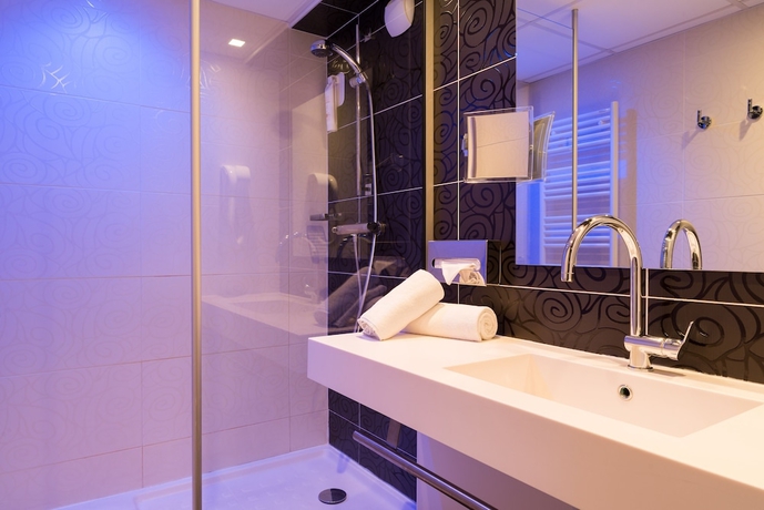 Imagen de la habitación del Hotel Best Western Le Quercy. Foto 16