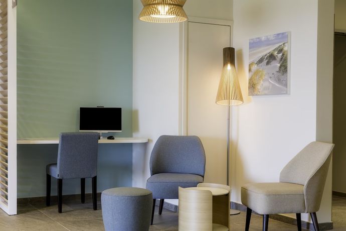 Imagen de los interiores del Hotel Best Western Le Semaphore. Foto 19
