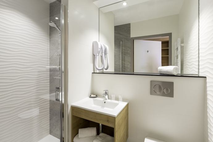 Imagen de la habitación del Hotel Best Western Le Semaphore. Foto 16