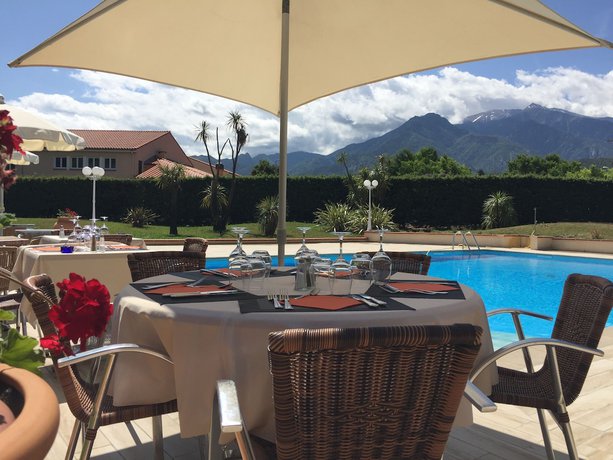 Imagen de la piscina del Hotel Best Western Le Vauban. Foto 18