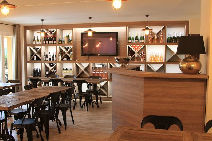 Imagen del bar/restaurante del Hotel Best Western Le Vauban. Foto 6