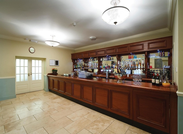 Imagen de los interiores del Hotel Best Western Leigh Park. Foto 13