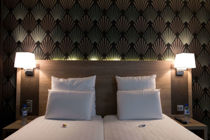 Imagen de la habitación del Hotel Best Western Les Aureliades. Foto 3