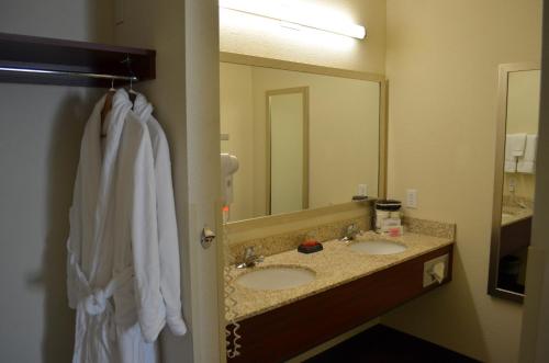 Imagen general del Hotel Best Western Liberty Inn DuPont. Foto 3