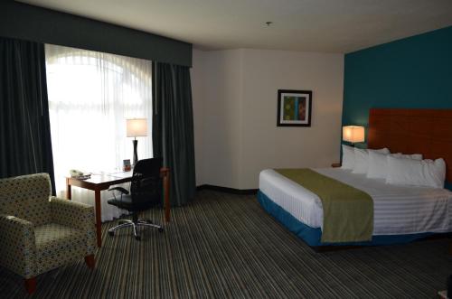 Imagen de la habitación del Hotel Best Western Liberty Inn DuPont. Foto 6