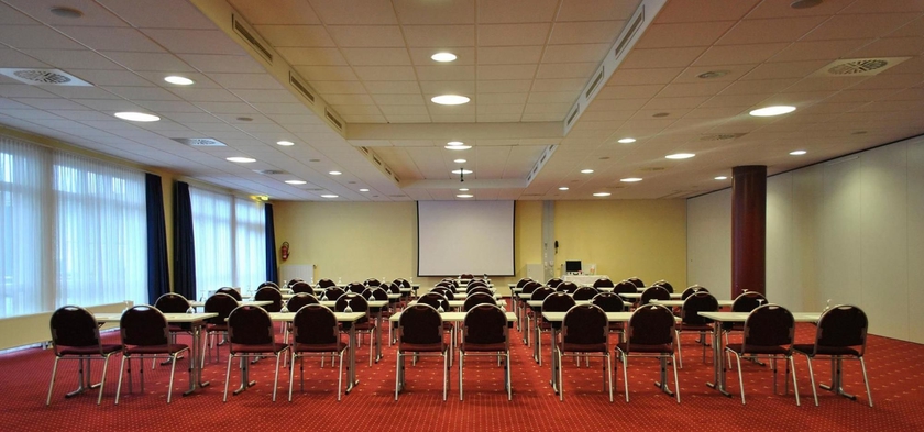 Imagen de los interiores del Hotel Best Western Loftstyle Schwieberdingen. Foto 13