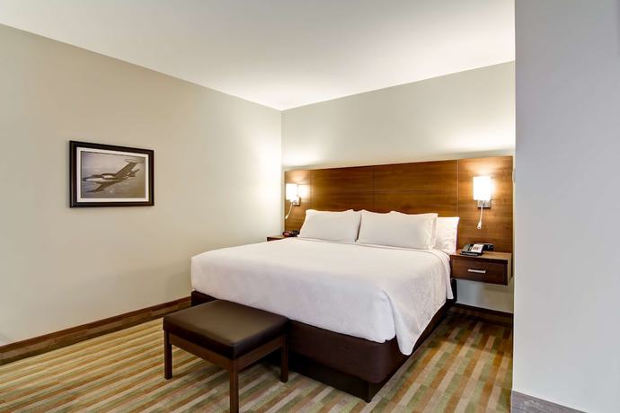 Imagen de la habitación del Hotel Best Western London Airport Inn and Suites. Foto 10