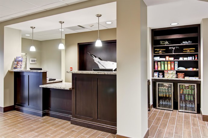 Imagen de los interiores del Hotel Best Western London Airport Inn and Suites. Foto 20