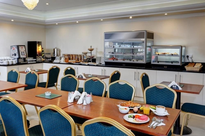 Imagen del bar/restaurante del Hotel Best Western London Highbury. Foto 8