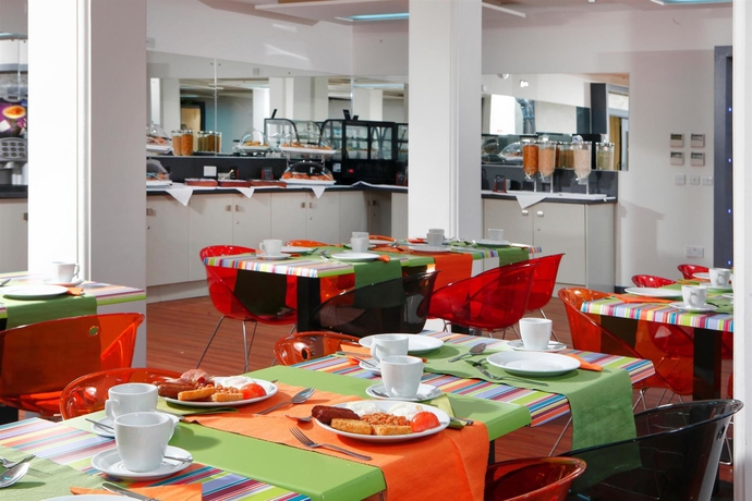 Imagen del bar/restaurante del Hotel Best Western London Peckham. Foto 3