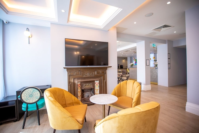 Imagen de los interiores del Hotel Best Western London Queens Crystal Palace. Foto 18