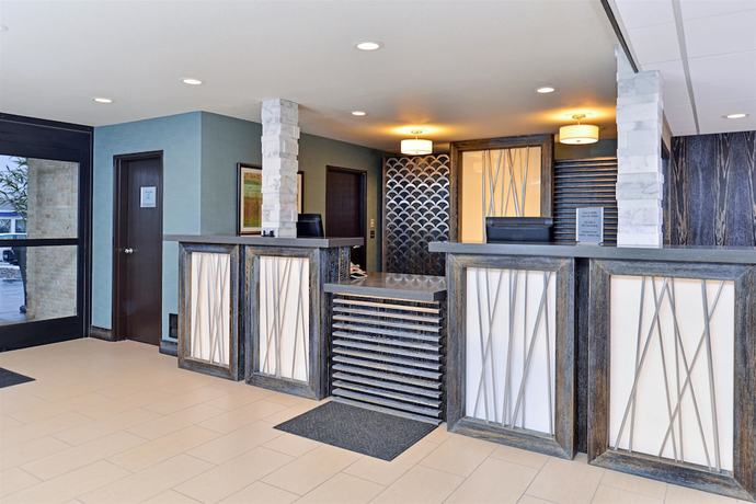 Imagen de los interiores del Hotel Best Western Long Beach Inn. Foto 19