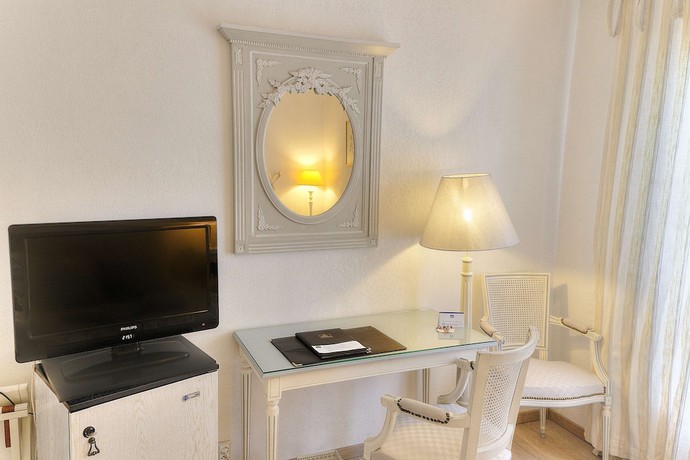 Imagen de la habitación del Hotel Best Western L'orangerie. Foto 19