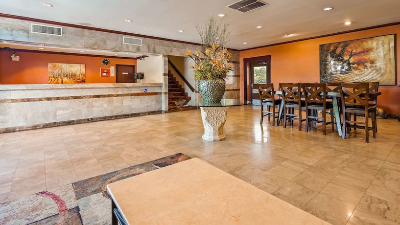 Imagen de los interiores del Hotel Best Western Los Angeles Worldport. Foto 13