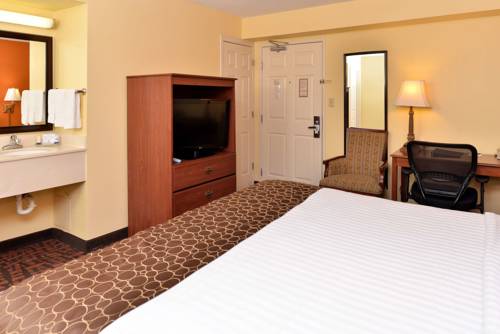 Imagen de la habitación del Hotel Best Western Louisville East Inn and Suites. Foto 6